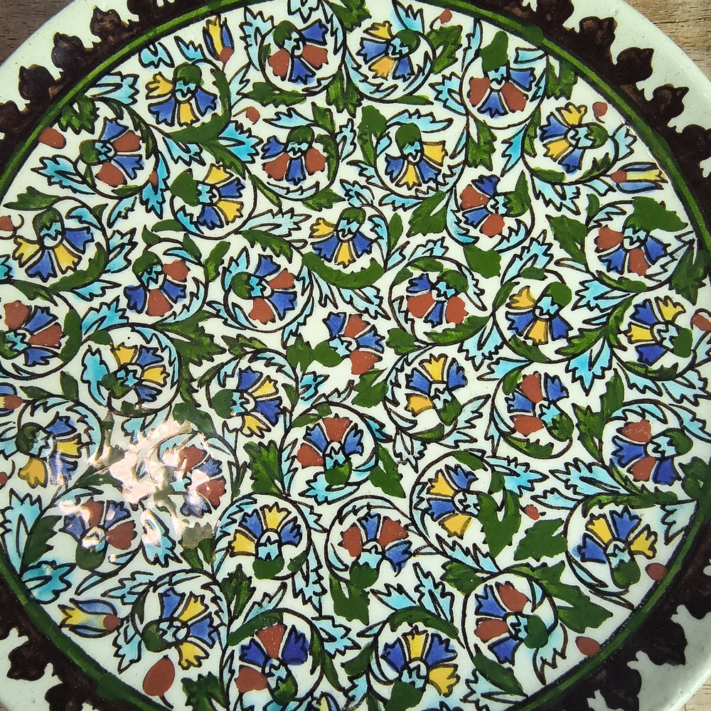 Vintage Multicolor Floral Wall Decor - Picture 3 of 10